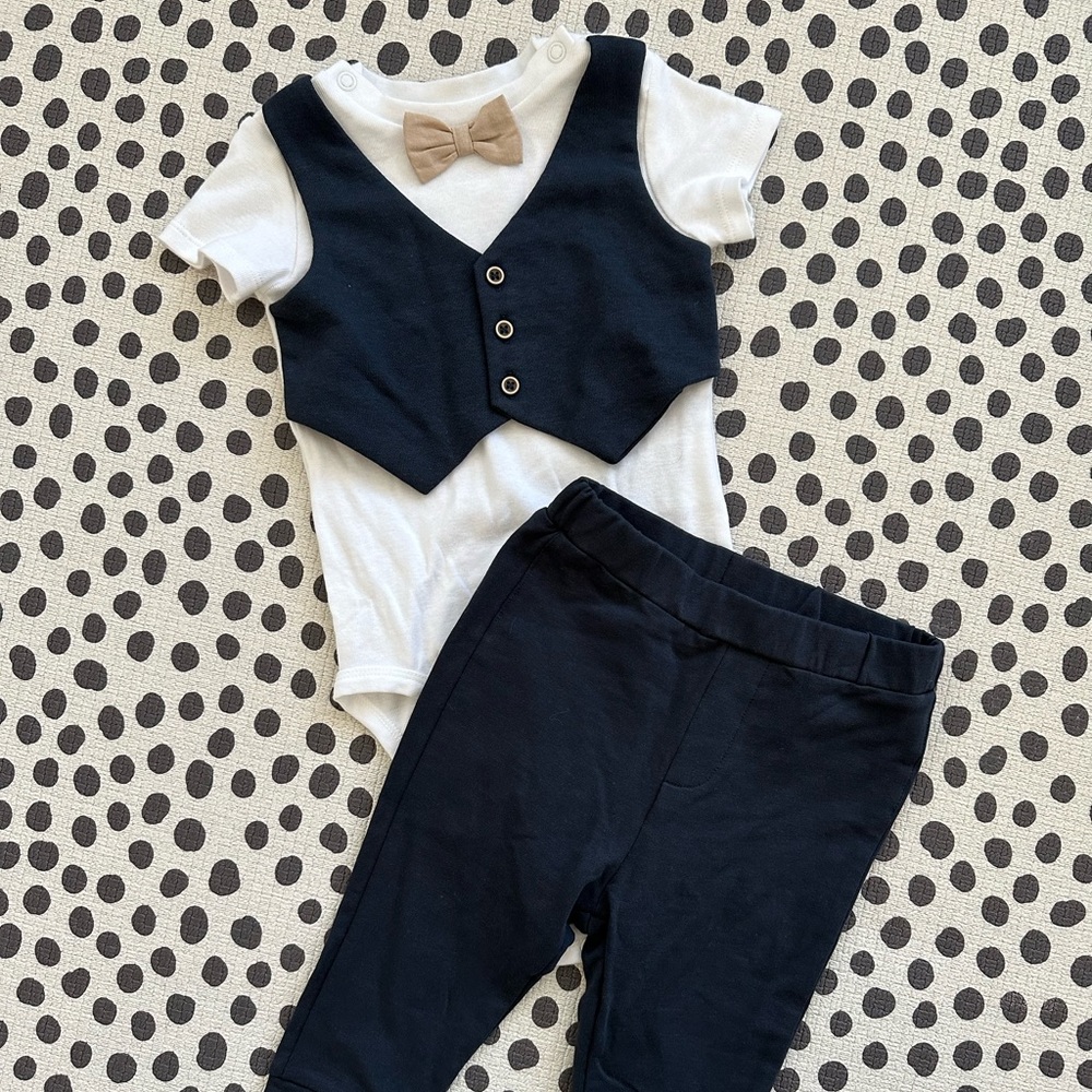 Like New - H&M Baby Tux outfit